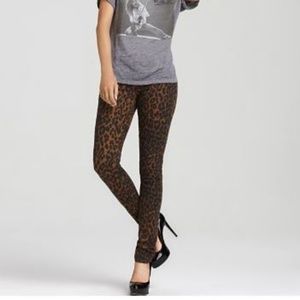 Joe's Jeans Chelsea Jeans in Leopard